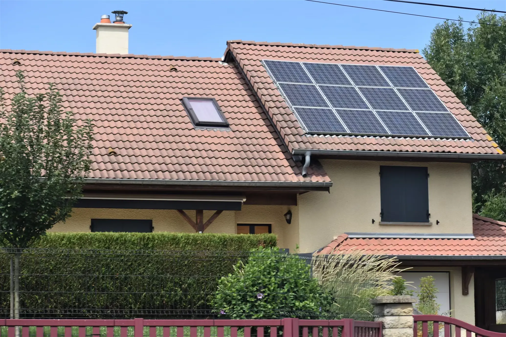 Solar Panels in Middlesex Homeowner's Ultimate Guide