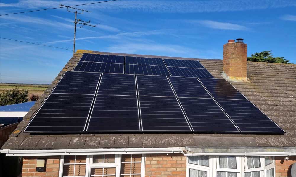 How Long Do Solar Panels Last UK jpg