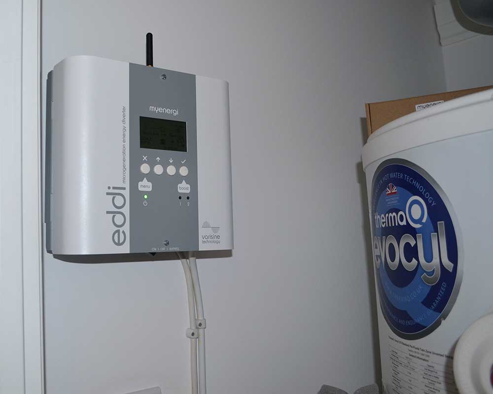 MyEnergi Eddi Solar Power Diverter jpg
